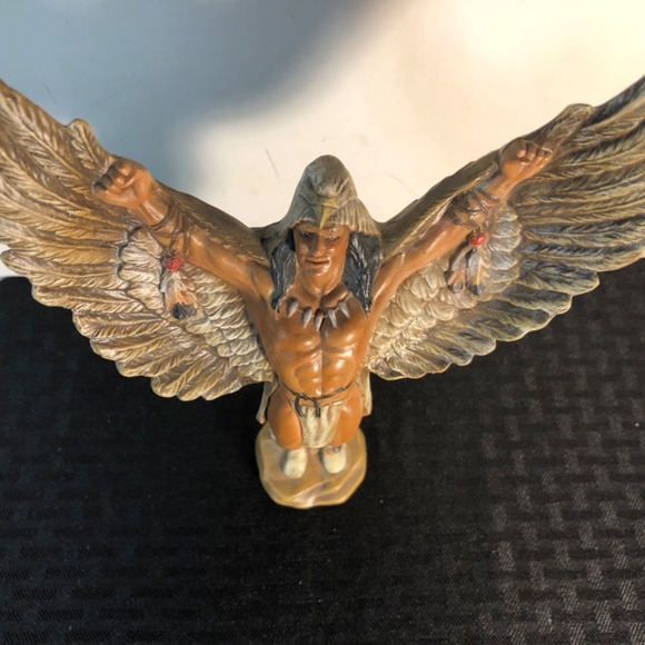 Vintage Native American Eagle Dancer ceramic 8.5” tall x 6.5” across at wings - Picture 9 of 11